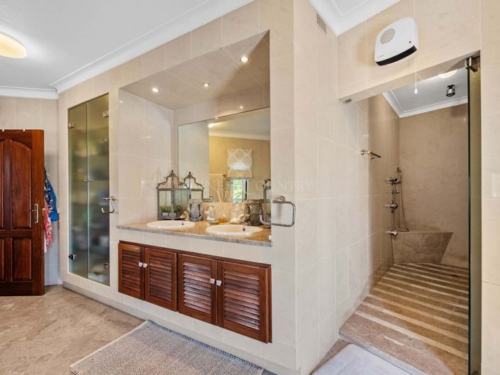 Image No.27-4 Bed Villa for sale