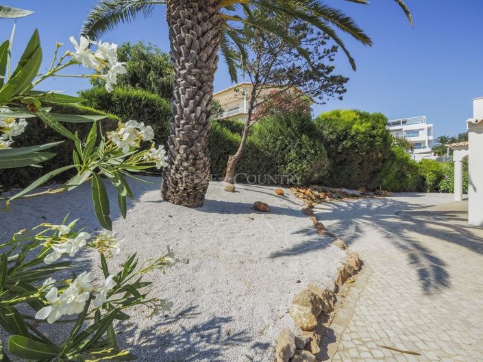 Image No.36-3 Bed Property for sale