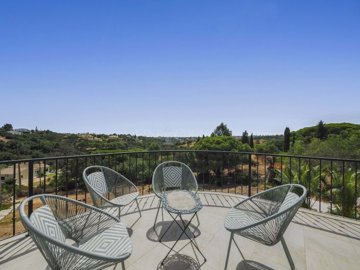 2104-357357-b952a8cbdbc2fd66601ce91bb265b9cce