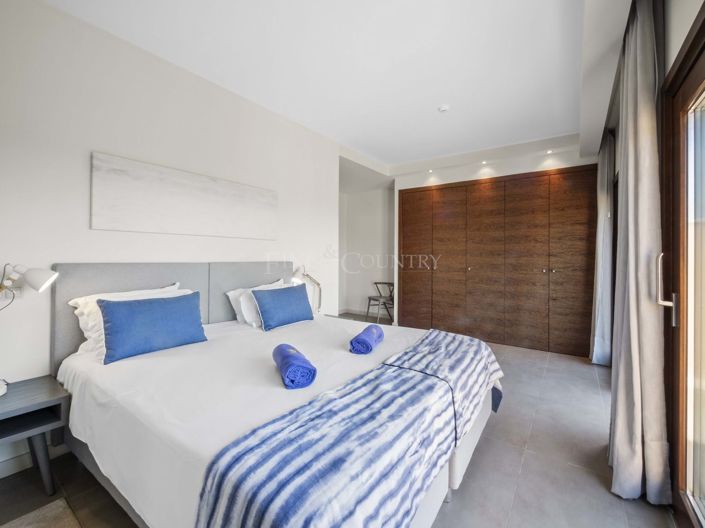 Image No.11-2 Bed Townhouse for sale