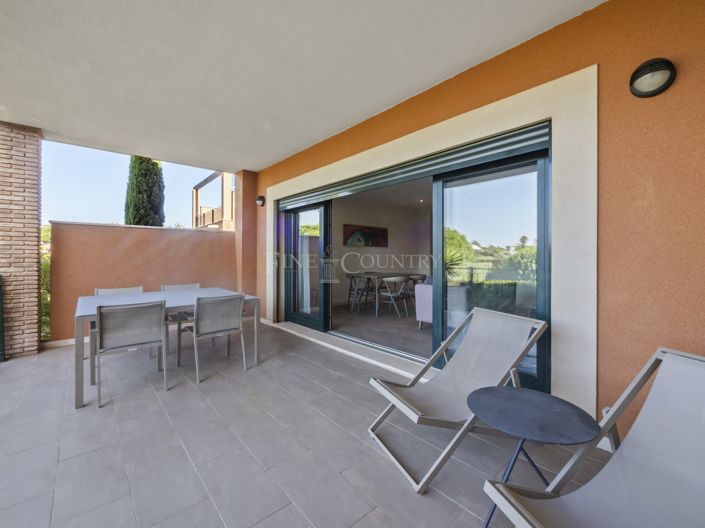 Image No.12-2 Bed Townhouse for sale