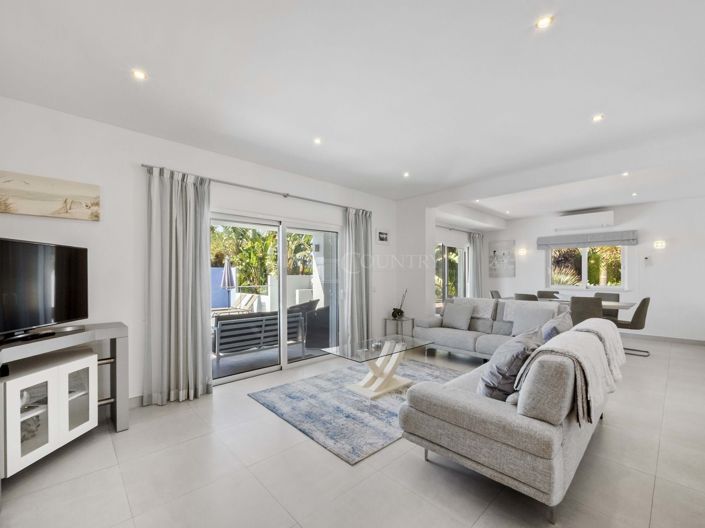 Image No.5-3 Bed Property for sale