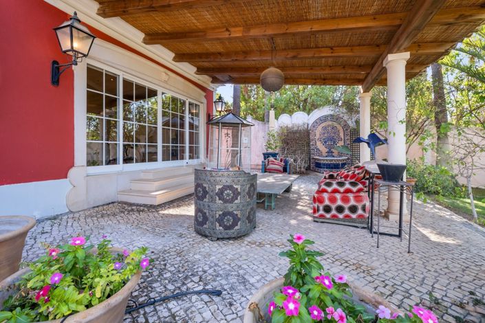 Image No.45-6 Bed Property for sale