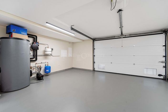 Image No.56-4 Bed Villa for sale