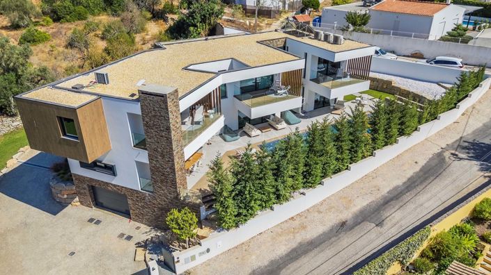 Image No.58-4 Bed Villa for sale