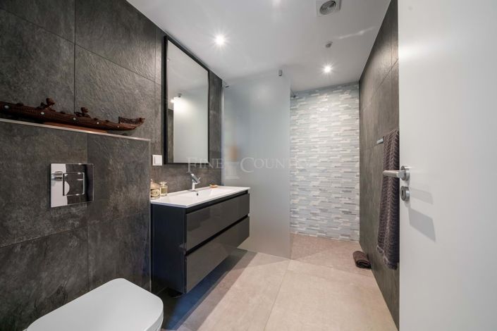 Image No.60-3 Bed Villa for sale