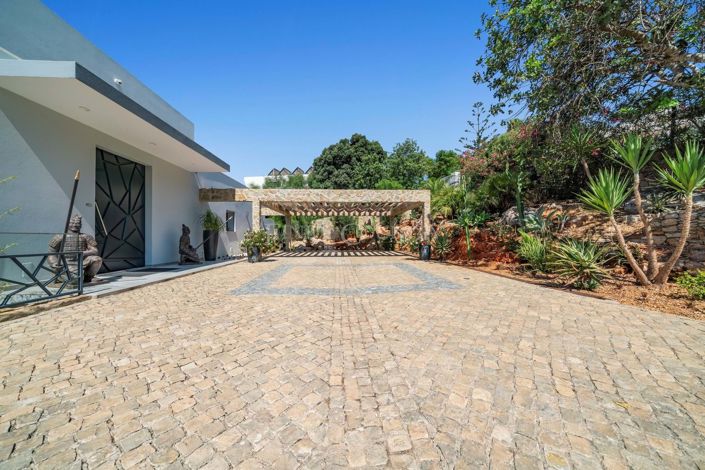 Image No.68-3 Bed Villa for sale