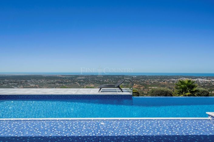 Image No.77-3 Bed Villa for sale