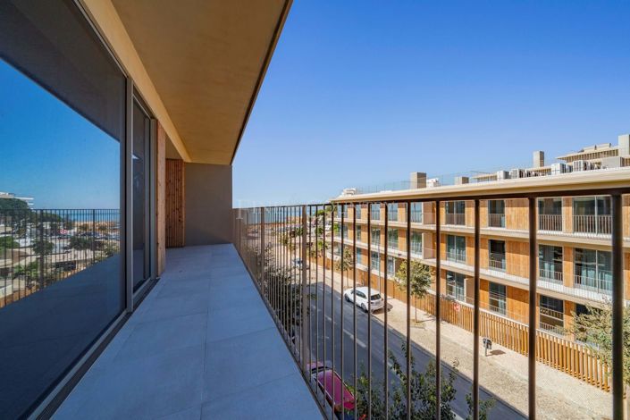 Image No.18-2 Bed Apartment for sale