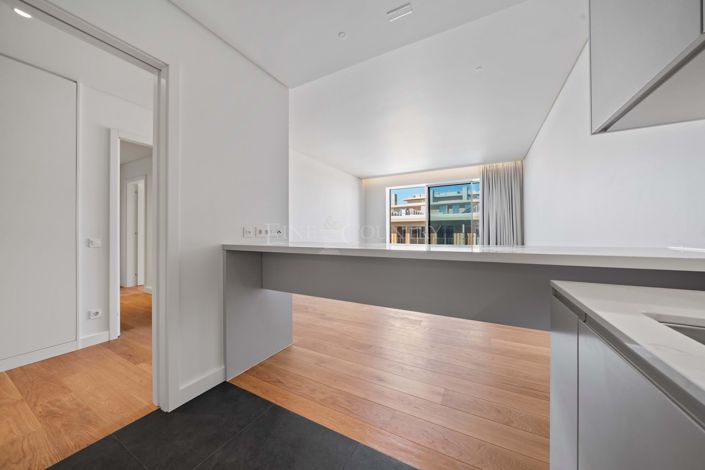 Image No.31-2 Bed Apartment for sale