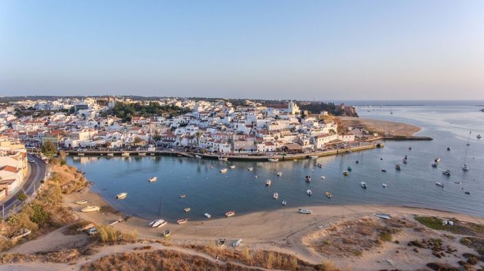 Image No.14-4 Bed Townhouse for sale