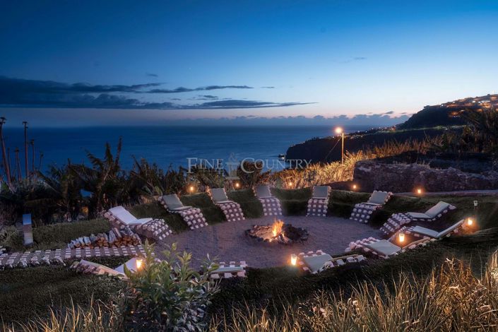 Image No.81-3 Bed Property for sale