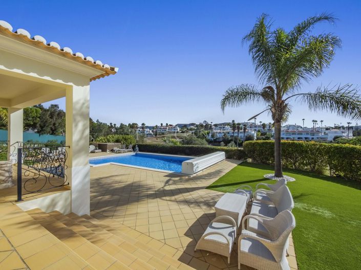 Image No.16-5 Bed Property for sale