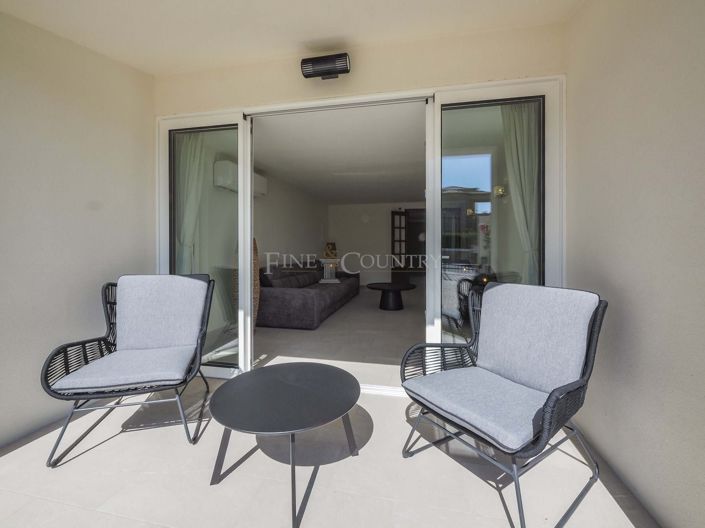 Image No.14-3 Bed Property for sale