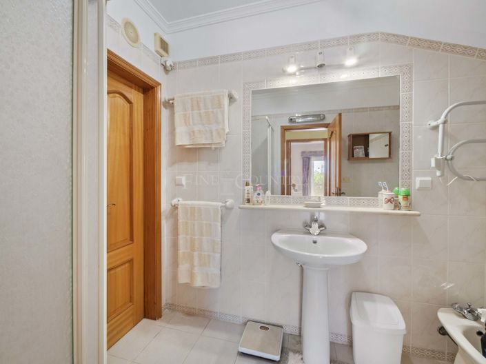 Image No.14-2 Bed Apartment for sale