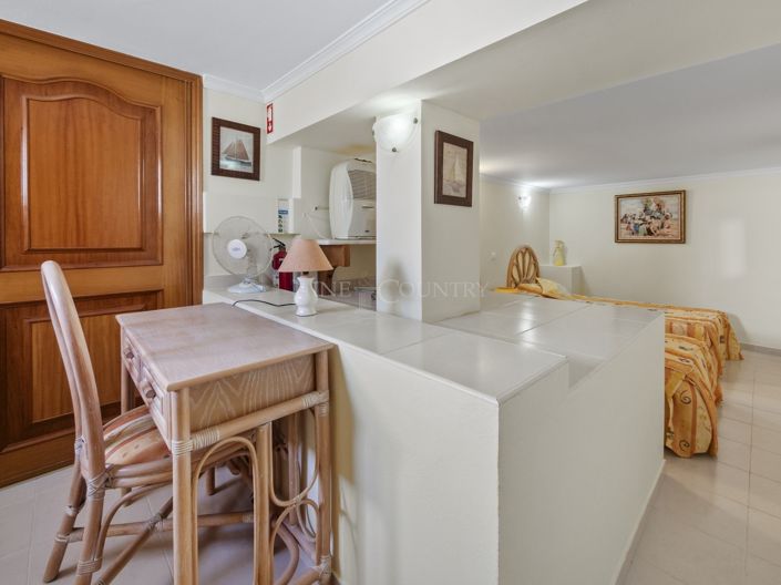 Image No.20-2 Bed Apartment for sale