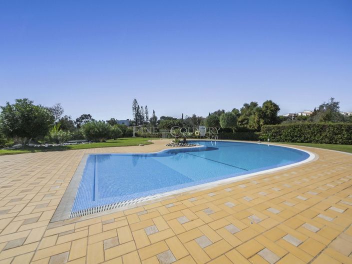 Image No.24-2 Bed Apartment for sale