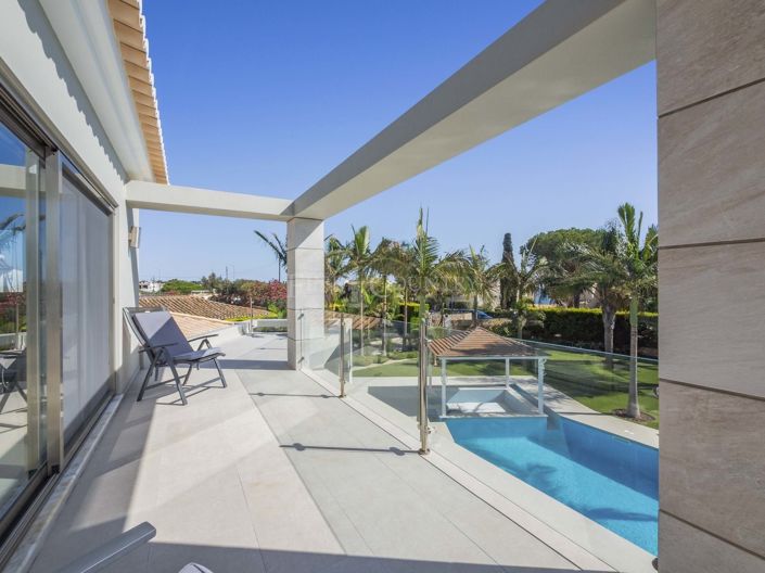 Image No.28-3 Bed Property for sale