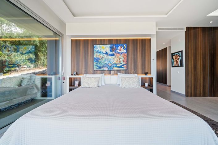 Image No.15-3 Bed Villa for sale