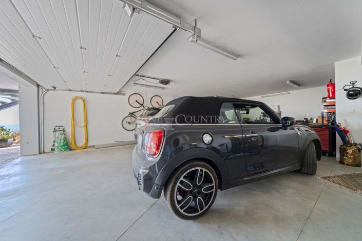 Image No.65-3 Bed Villa for sale