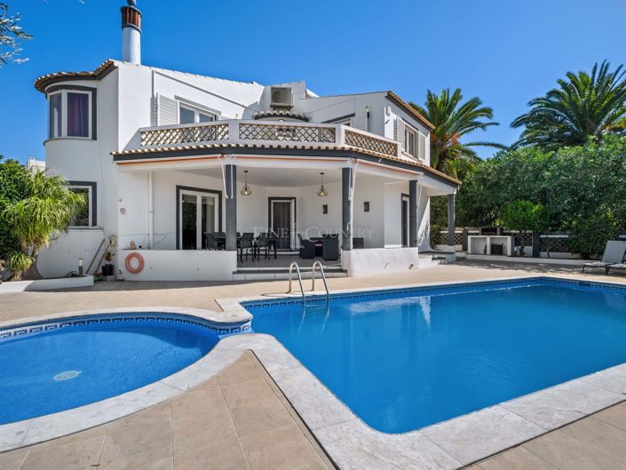 Image No.23-3 Bed Villa for sale