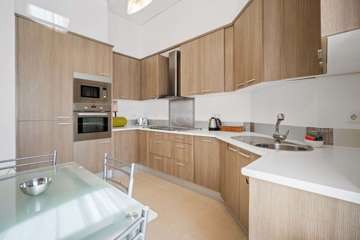 Image No.30-6 Bed Townhouse for sale