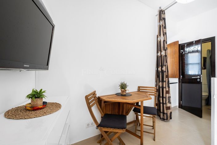 Image No.61-6 Bed Townhouse for sale