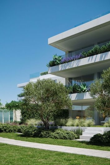 Image No.9-3 Bed Apartment for sale