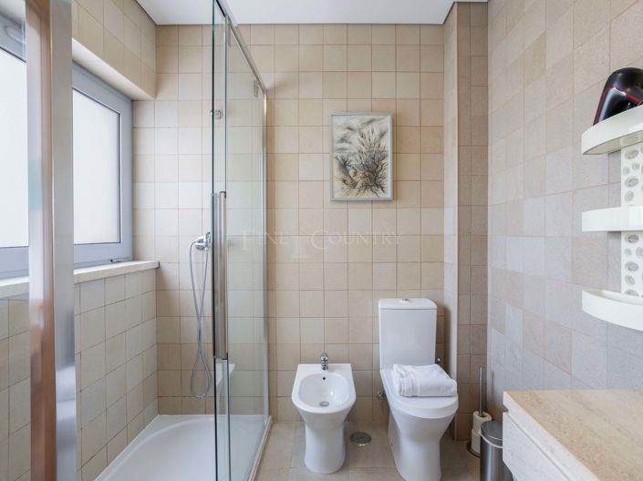 Image No.29-2 Bed Apartment for sale