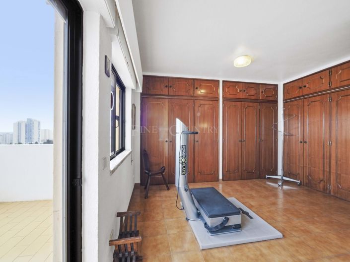 Image No.14-3 Bed Apartment for sale