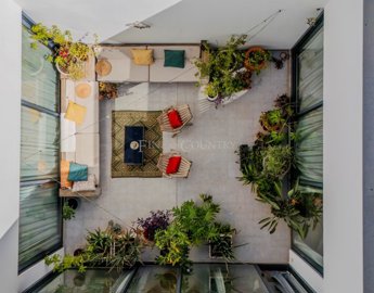 2104-357383-b952a8cbdbc2fd66601ce91bb265b9cce