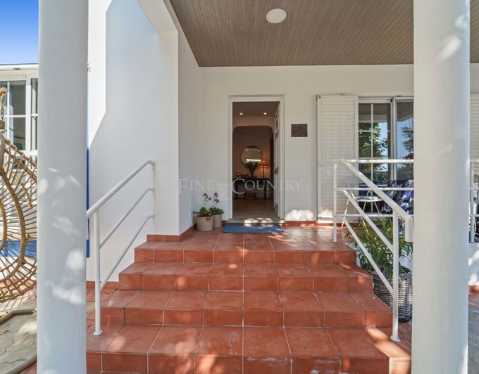 Image No.33-5 Bed Townhouse for sale