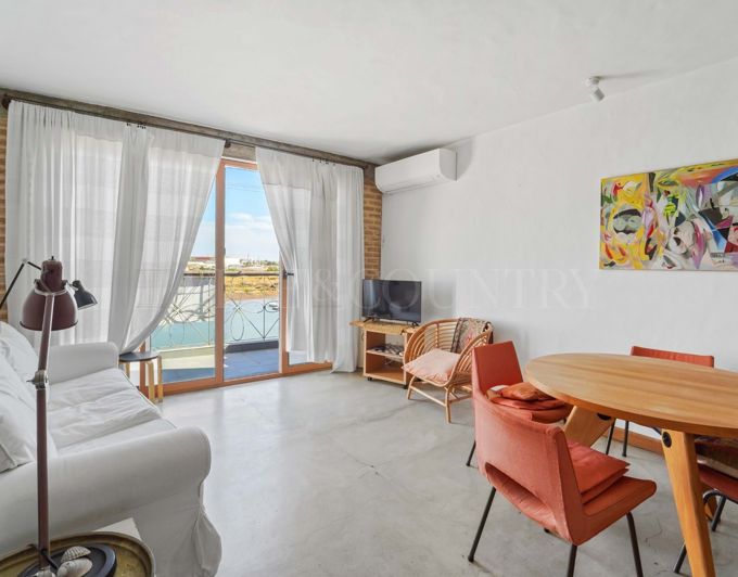 Image No.12-3 Bed Property for sale