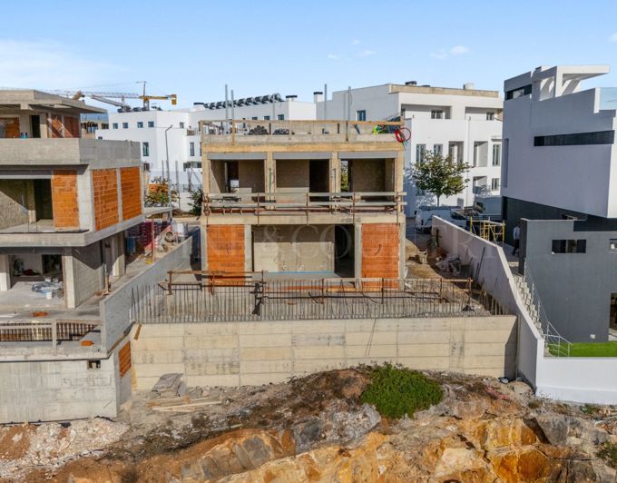 Image No.24-3 Bed Villa for sale