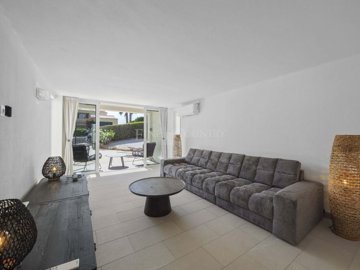 2104-360628-b952a8cbdbc2fd66601ce91bb265b9cce