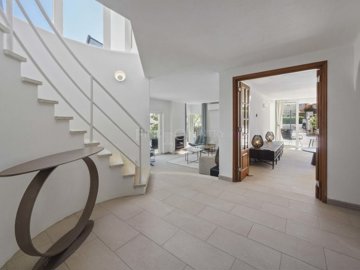 2104-360628-b952a8cbdbc2fd66601ce91bb265b9cce