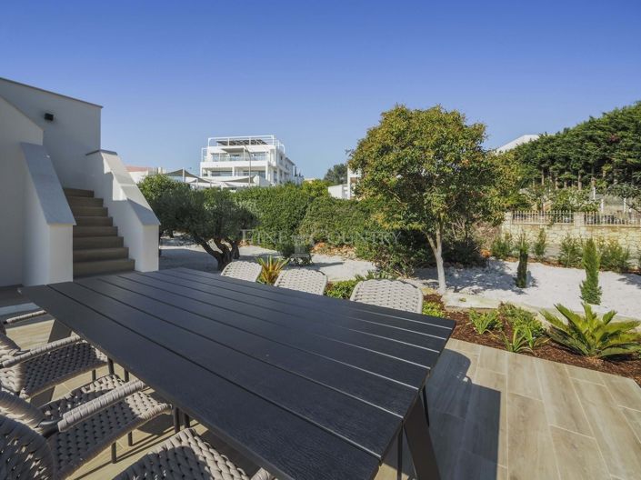 Image No.46-3 Bed Property for sale