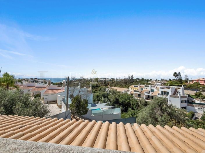 Image No.25-4 Bed Villa for sale
