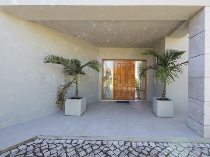 Image No.41-3 Bed Property for sale