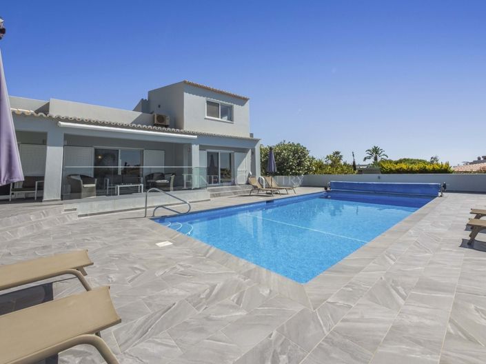 Image No.1-Propriété de 3 chambres à vendre à Carvoeiro