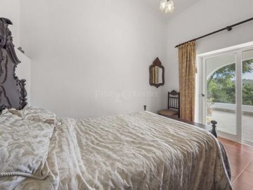 2104-363496-b952a8cbdbc2fd66601ce91bb265b9cce