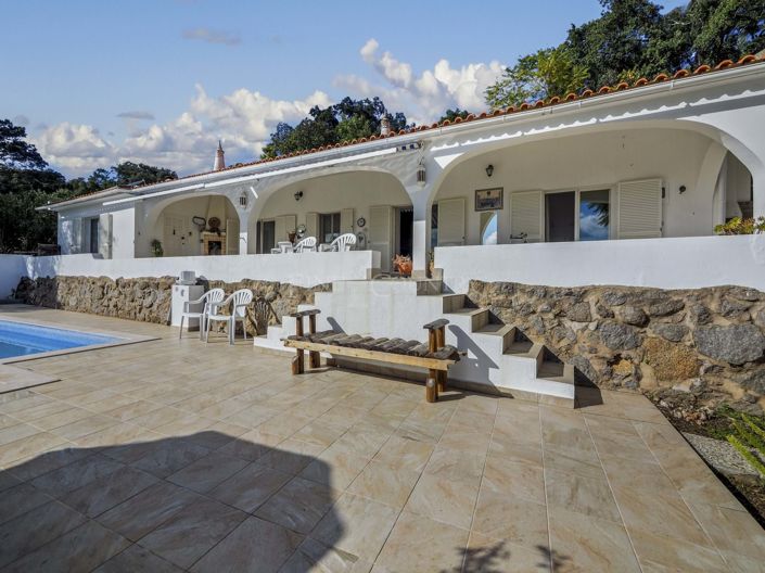 Image No.27-3 Bed Property for sale