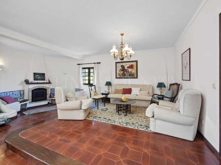 Image No.4-5 Bed Property for sale