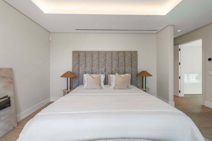 Image No.40-4 Bed Villa for sale