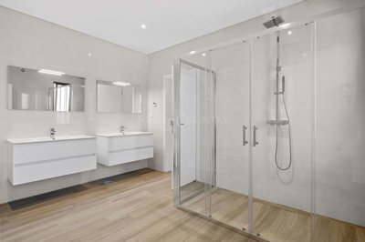 2104-353508-b952a8cbdbc2fd66601ce91bb265b9cce