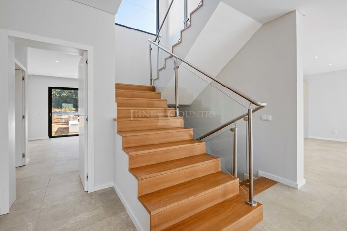 Image No.29-4 Bed Villa for sale