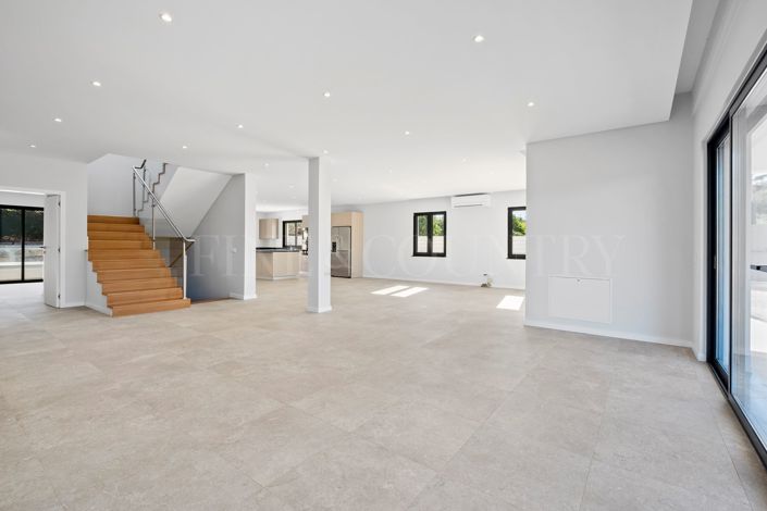 Image No.36-4 Bed Villa for sale