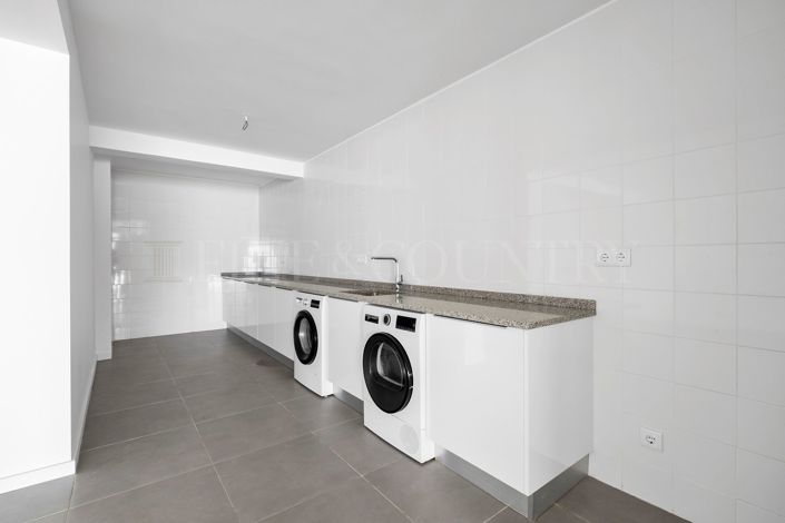 Image No.44-4 Bed Villa for sale
