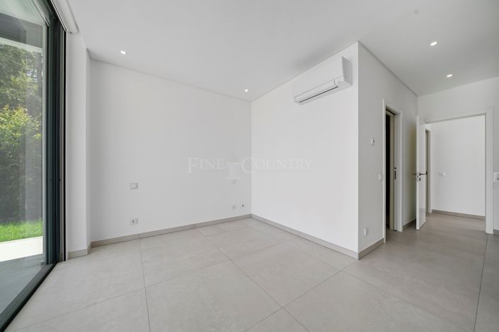 Image No.33-4 Bed Villa for sale