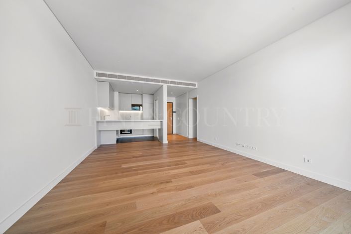 Image No.37-2 Bed Apartment for sale
